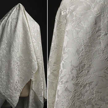 Tecido Jacquard Branco Estampado Textura do Casaco Vestido de Designer de Roupas de grosso Pano para Diy de Costura Metros de Material de Poliéster